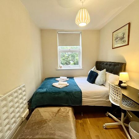 Metropolitan Coziness Private Bedrooms In Euston Station 161 Лондон Екстер'єр фото
