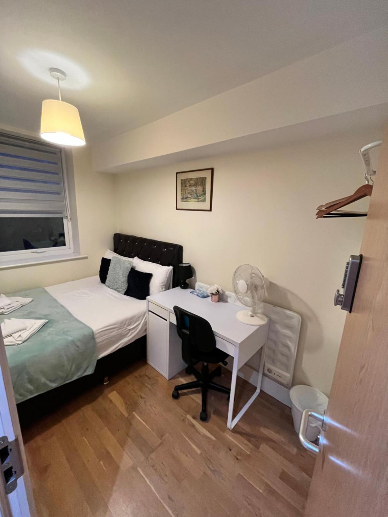 Metropolitan Coziness Private Bedrooms In Euston Station 161 Лондон Екстер'єр фото