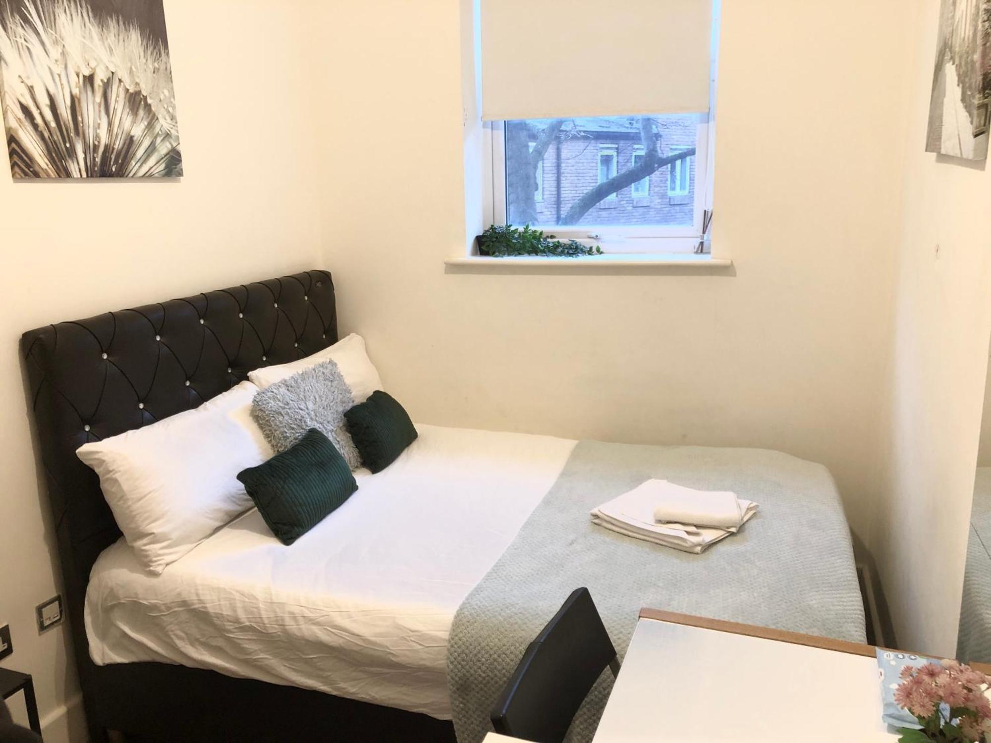 Metropolitan Coziness Private Bedrooms In Euston Station 161 Лондон Екстер'єр фото