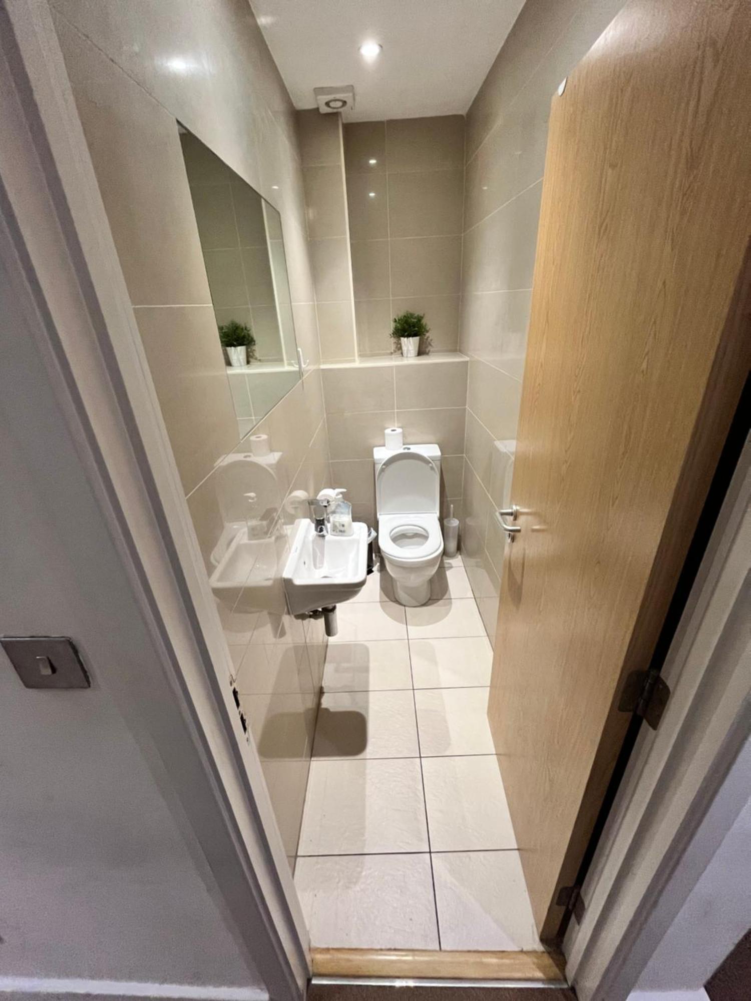 Metropolitan Coziness Private Bedrooms In Euston Station 161 Лондон Екстер'єр фото