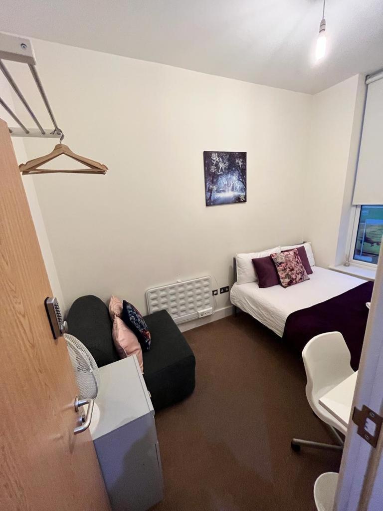Metropolitan Coziness Private Bedrooms In Euston Station 161 Лондон Екстер'єр фото